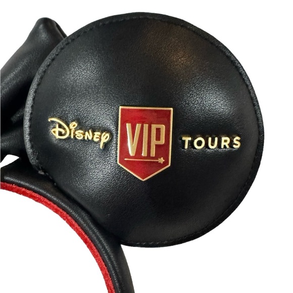 NWT Disneyland Loungefly VIP
Tours Mickey Ears Headband w/removable bow - Picture 2 of 4